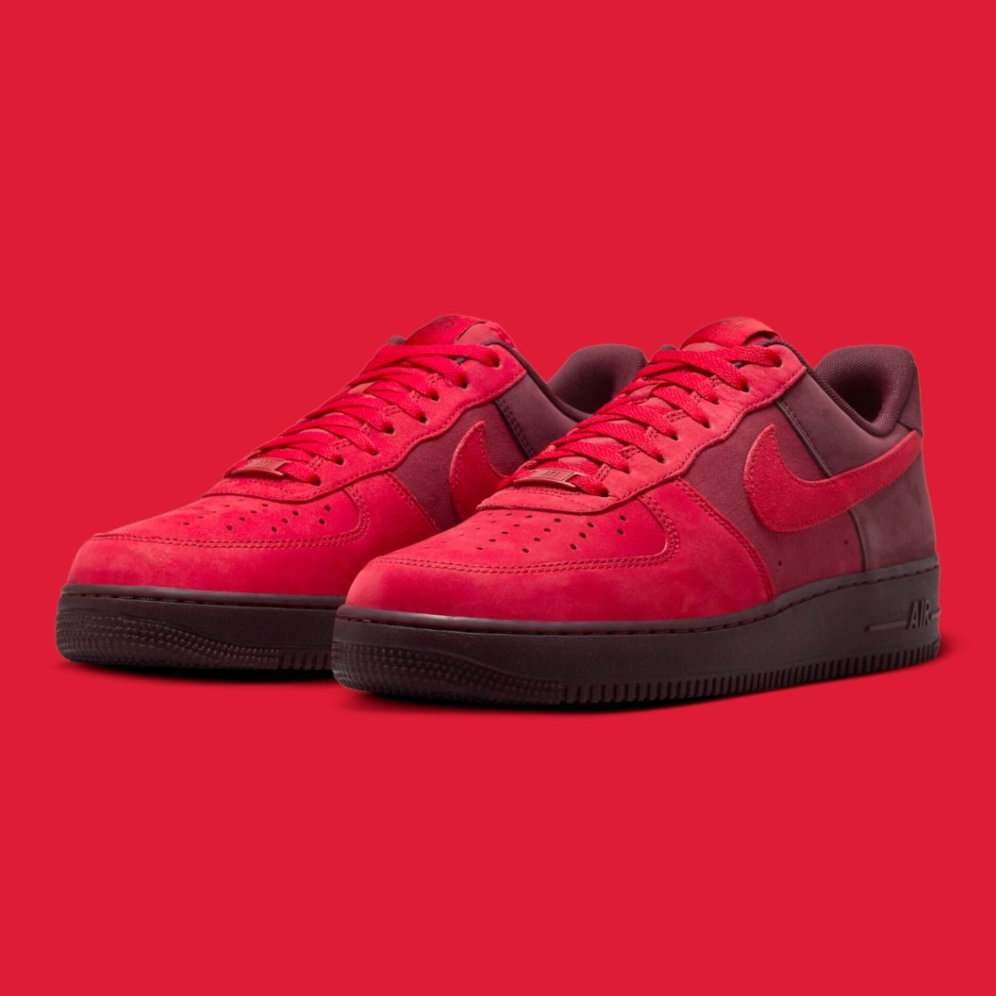 AIR FORCE 1 LOW (LAYERS OF LOVE)