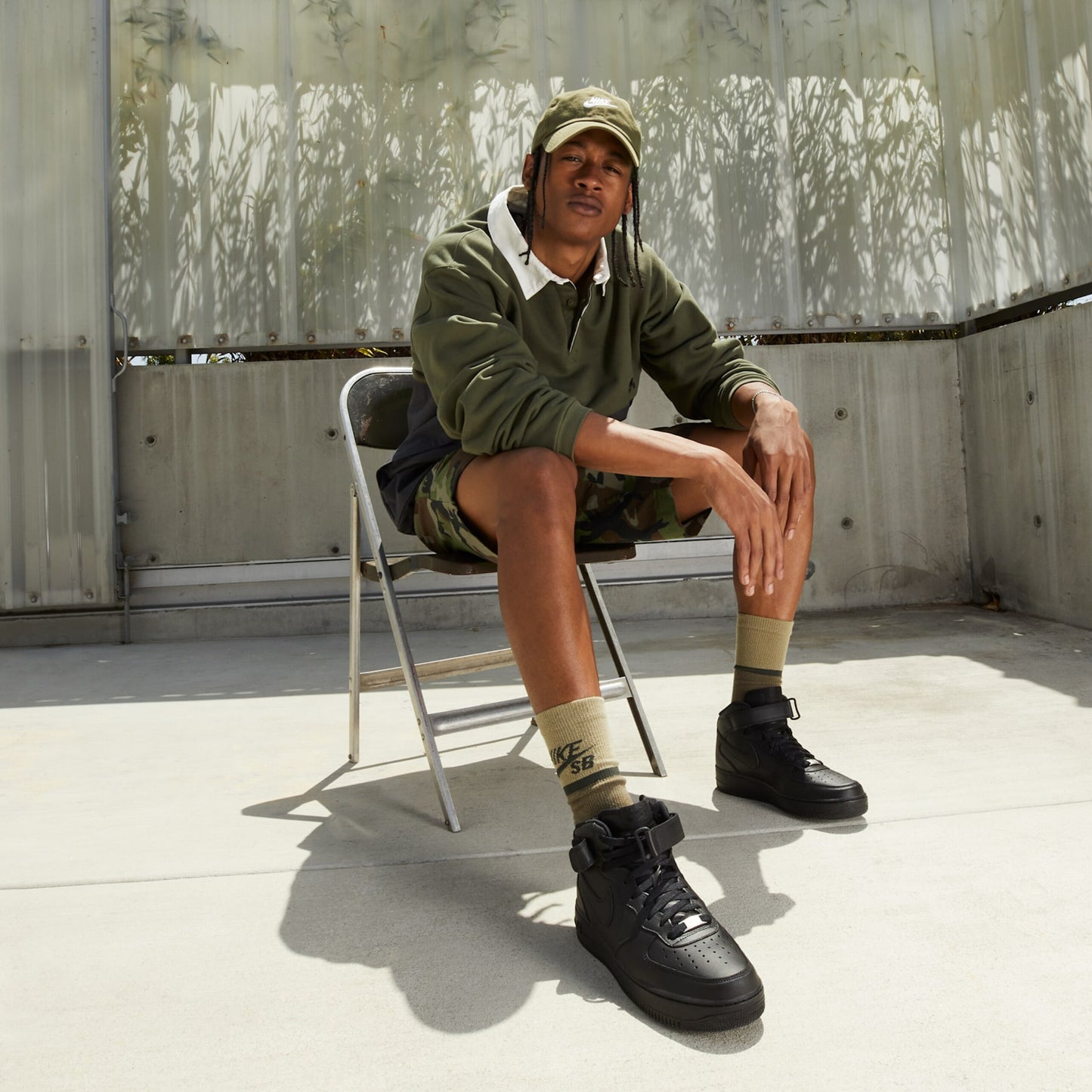 AIR FORCE 1 MID (BLACK)