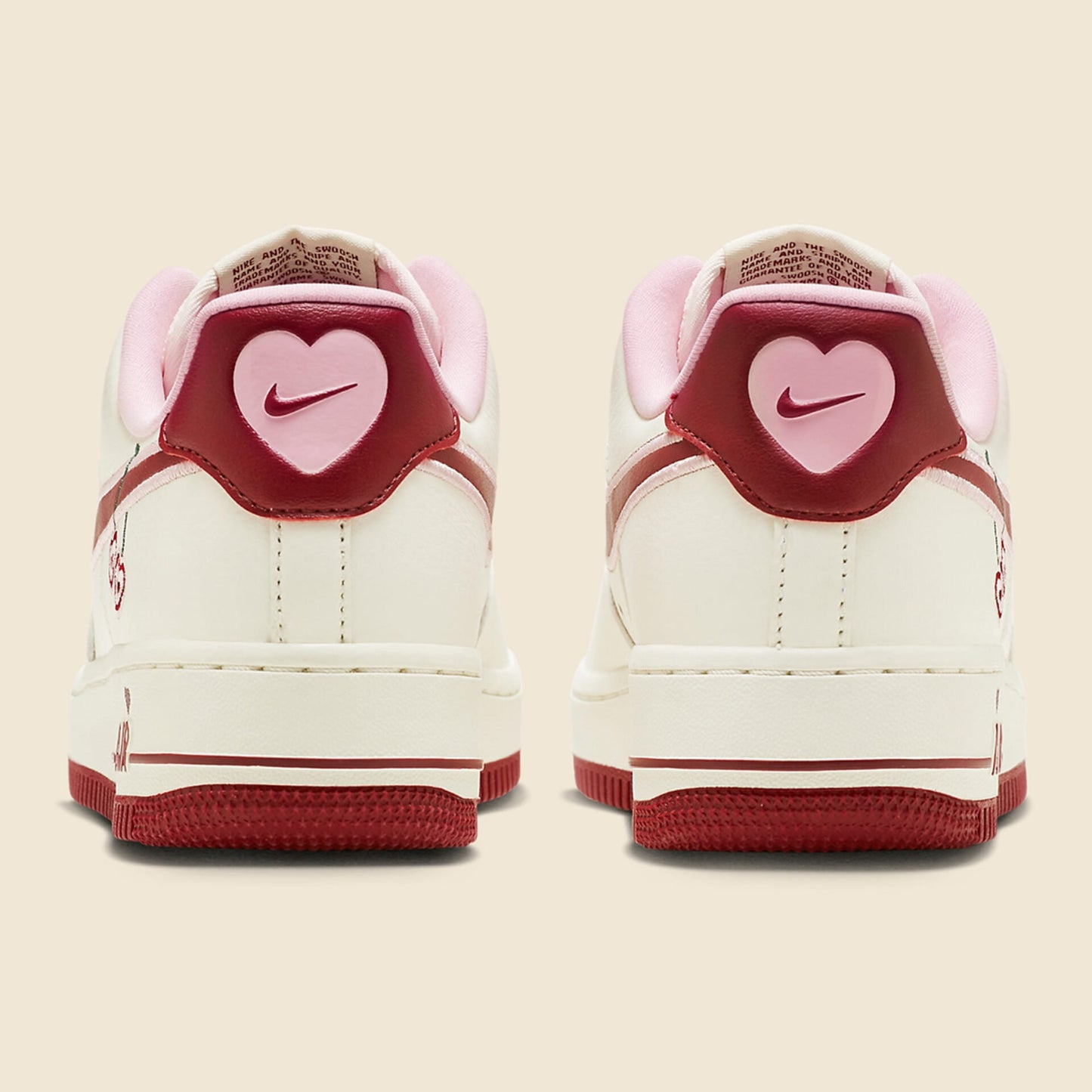 AIR FORCE 1 LOW (VALENTINE'S 2023)