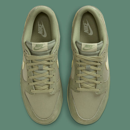 SB DUNK LOW (OIL GREEN)