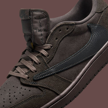 AIR JORDAN 1 TRAVIS SCOTT LOW (DARK MOCHA)