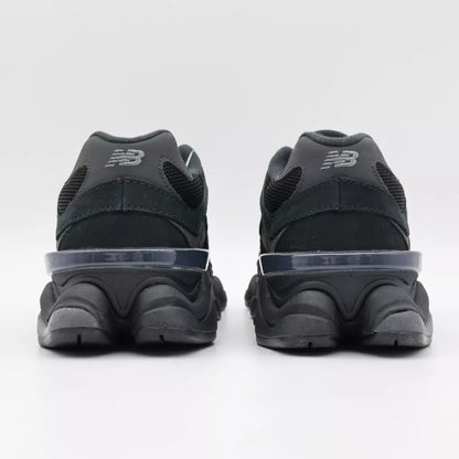 9060 (TRIPLE BLACK CEMENT)